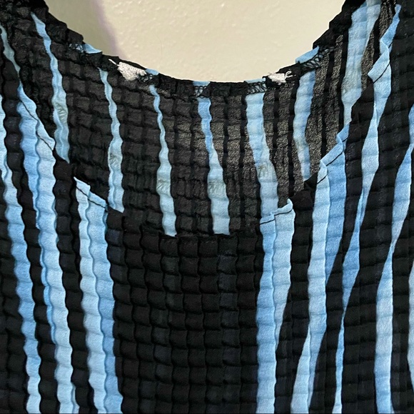 NICOLA Vintage Plisse Tank-top ❣︎ - Picture 3 of 5